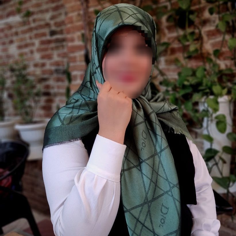 روسری نخ ابریشم لمه دار رنگ سبز
