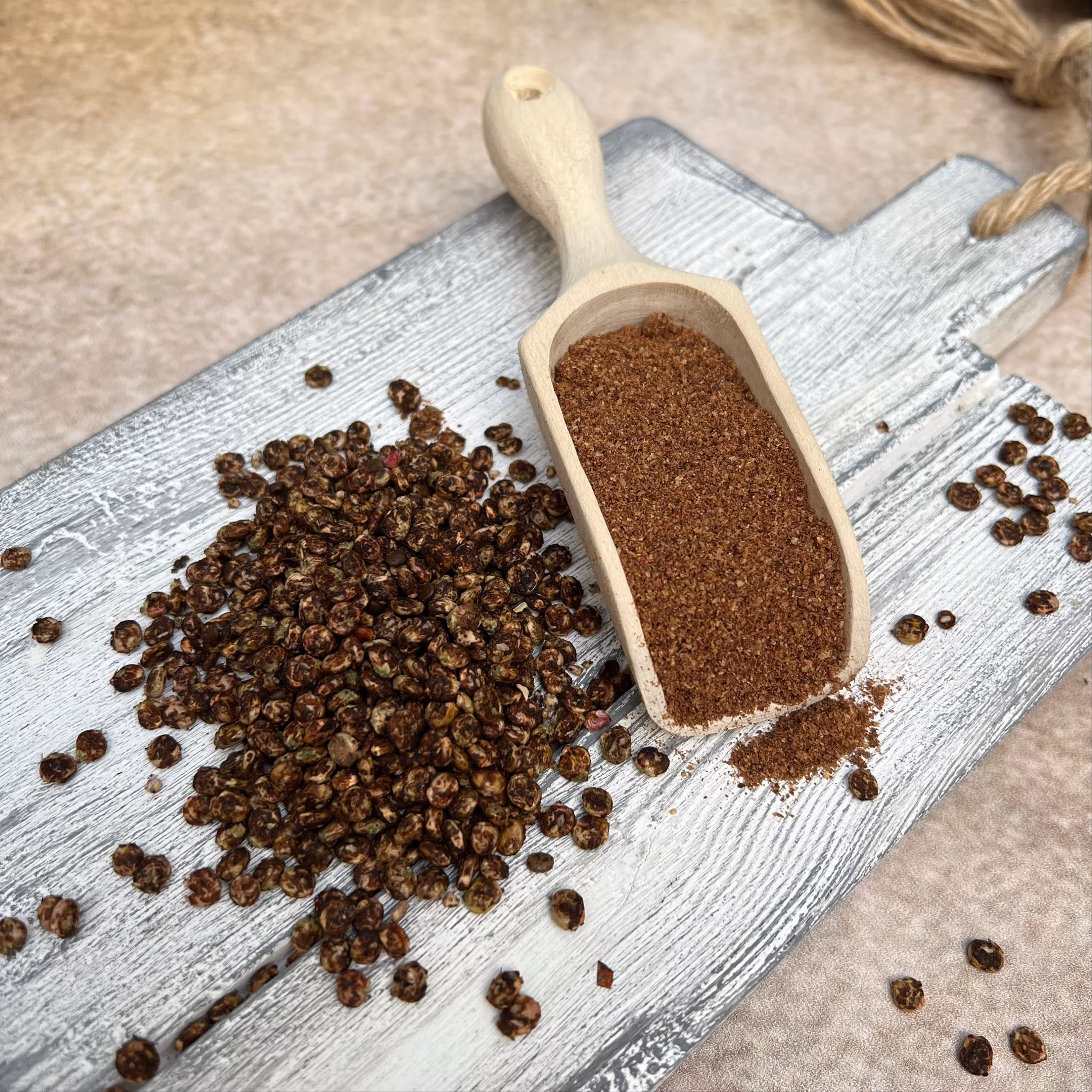 پودر سماق قهوه ای