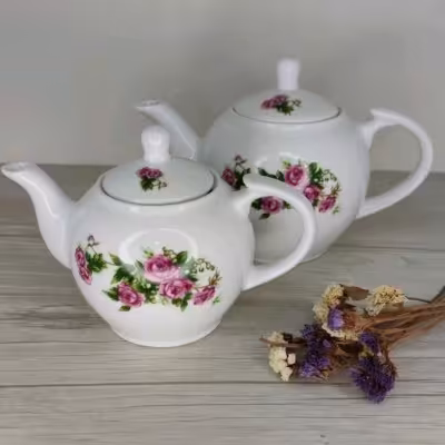 قوری گل سرخ