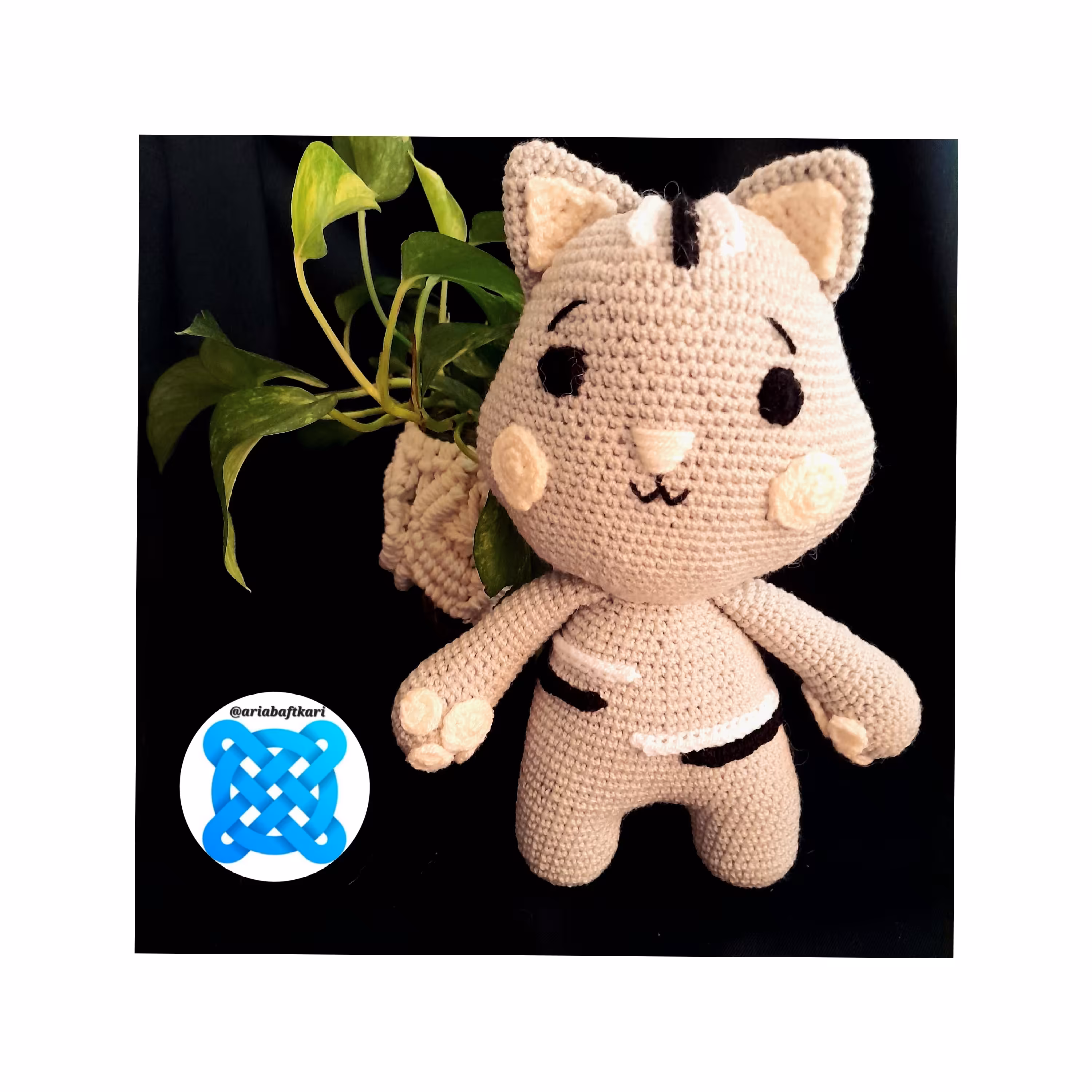 عروسک گربه  بافتنی