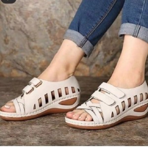 صندل چرم زنانه