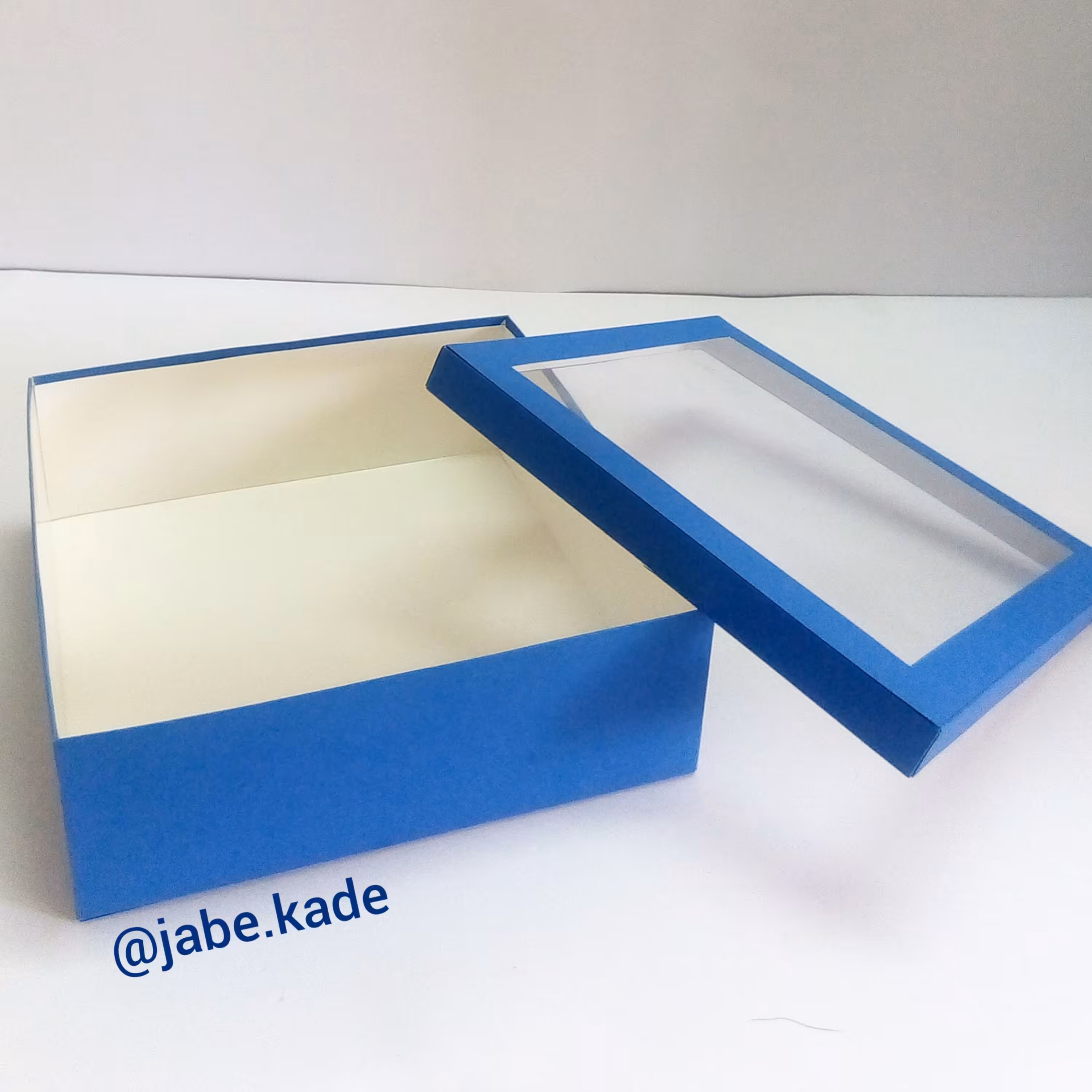 هارد باکس ویترینی  در ابعاد 20*20*12