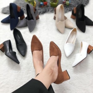 کفش پاشنه دار زنانه