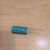 خازن الکترولیت 100 میکرو فاراد 100 ولت پک بسته 20 عددی کد محصول 118
