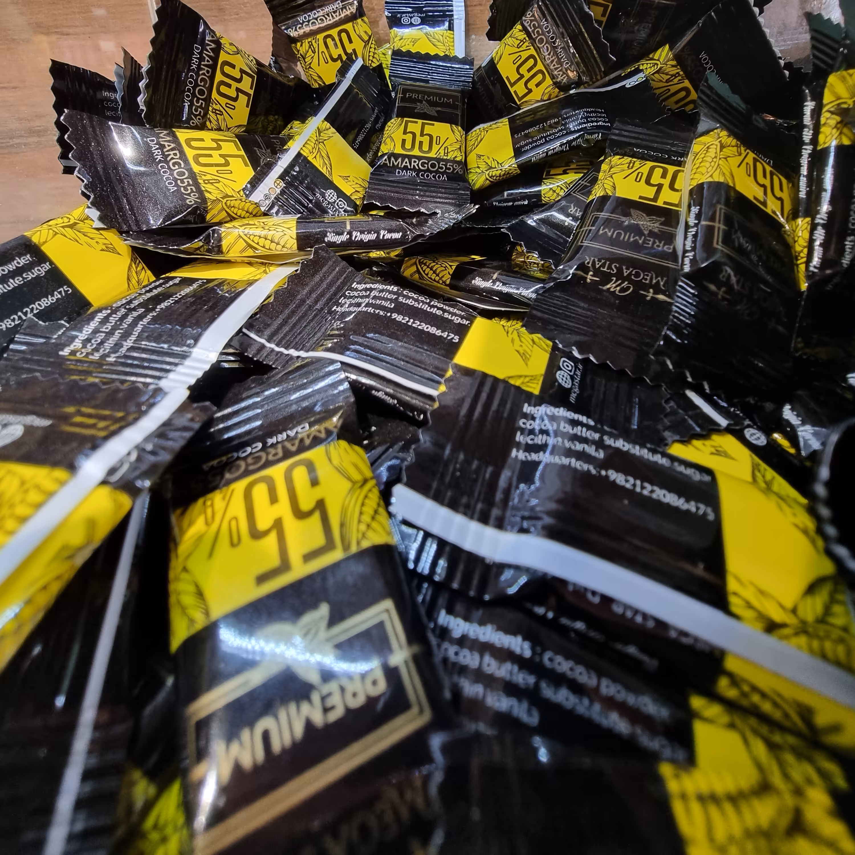 شکلات تلخ مگا استار 55 درصد