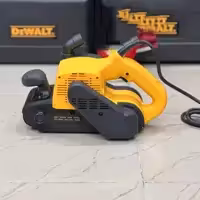 سنباده نواری دیوالت 850 وات
توان  850 وات
ولتاژ برق 220 ولت