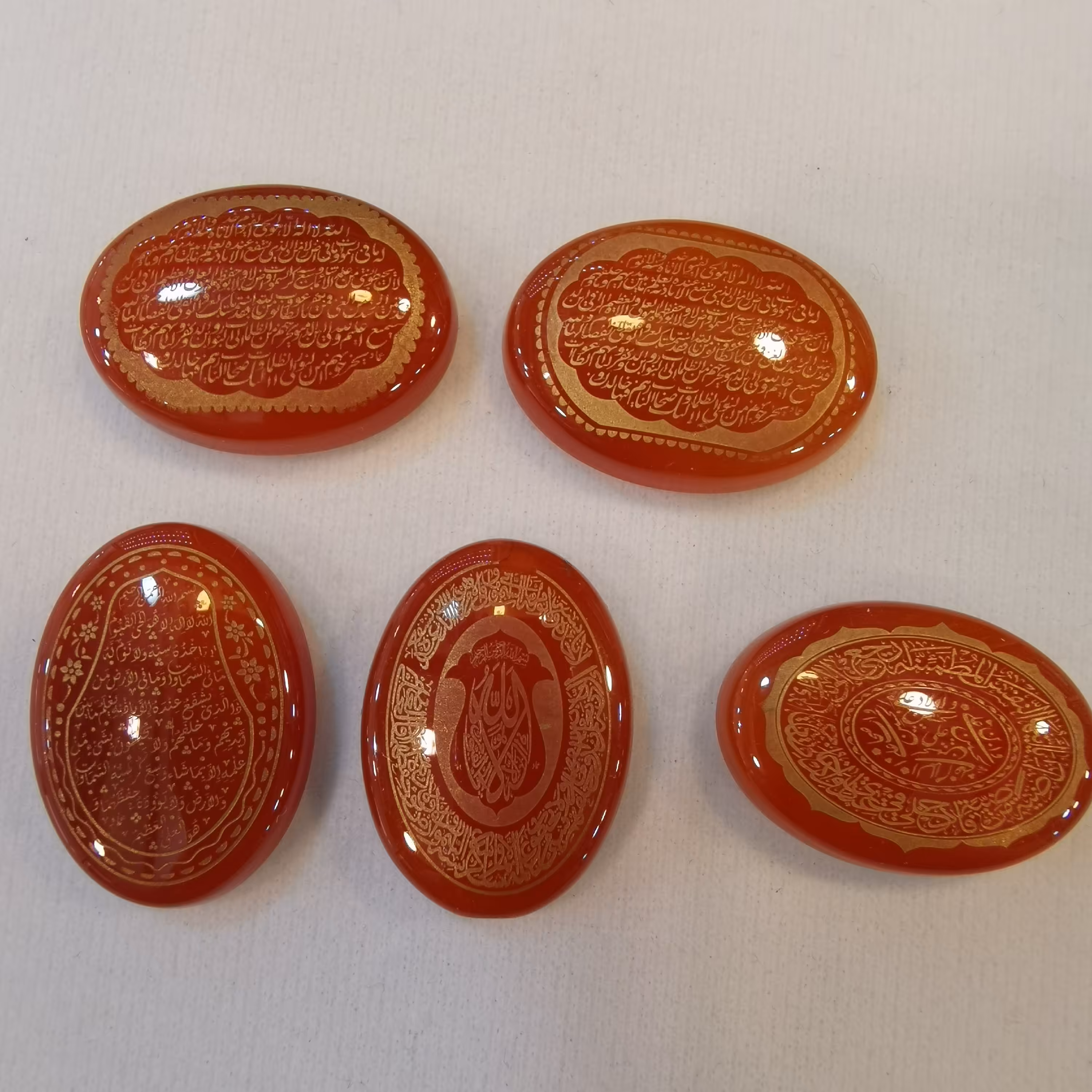 سنگ عقیق خطی