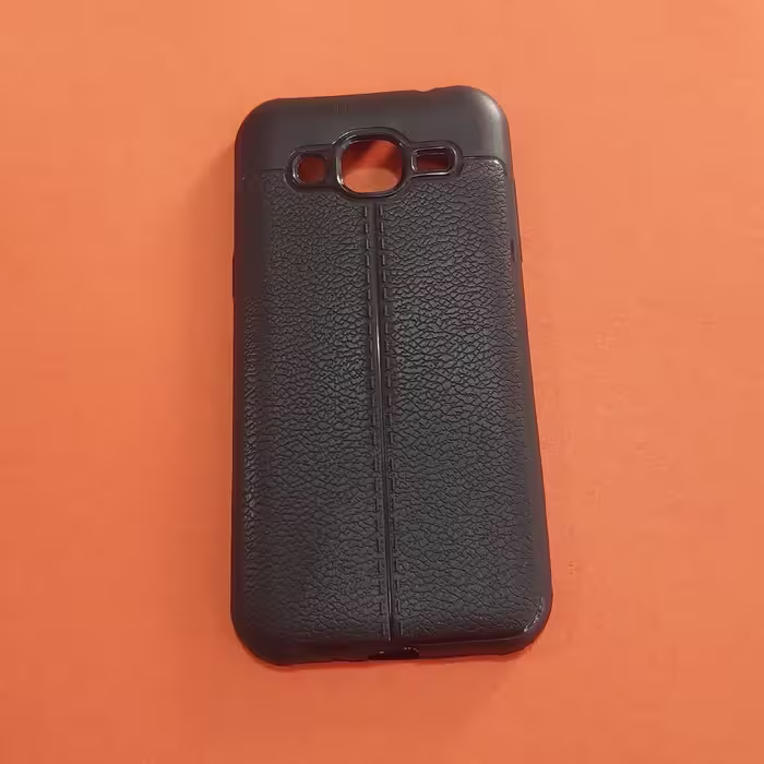 کاور مدل auto focus مناسب برای گوشی موبایل سامسونگ Galaxy j2 

