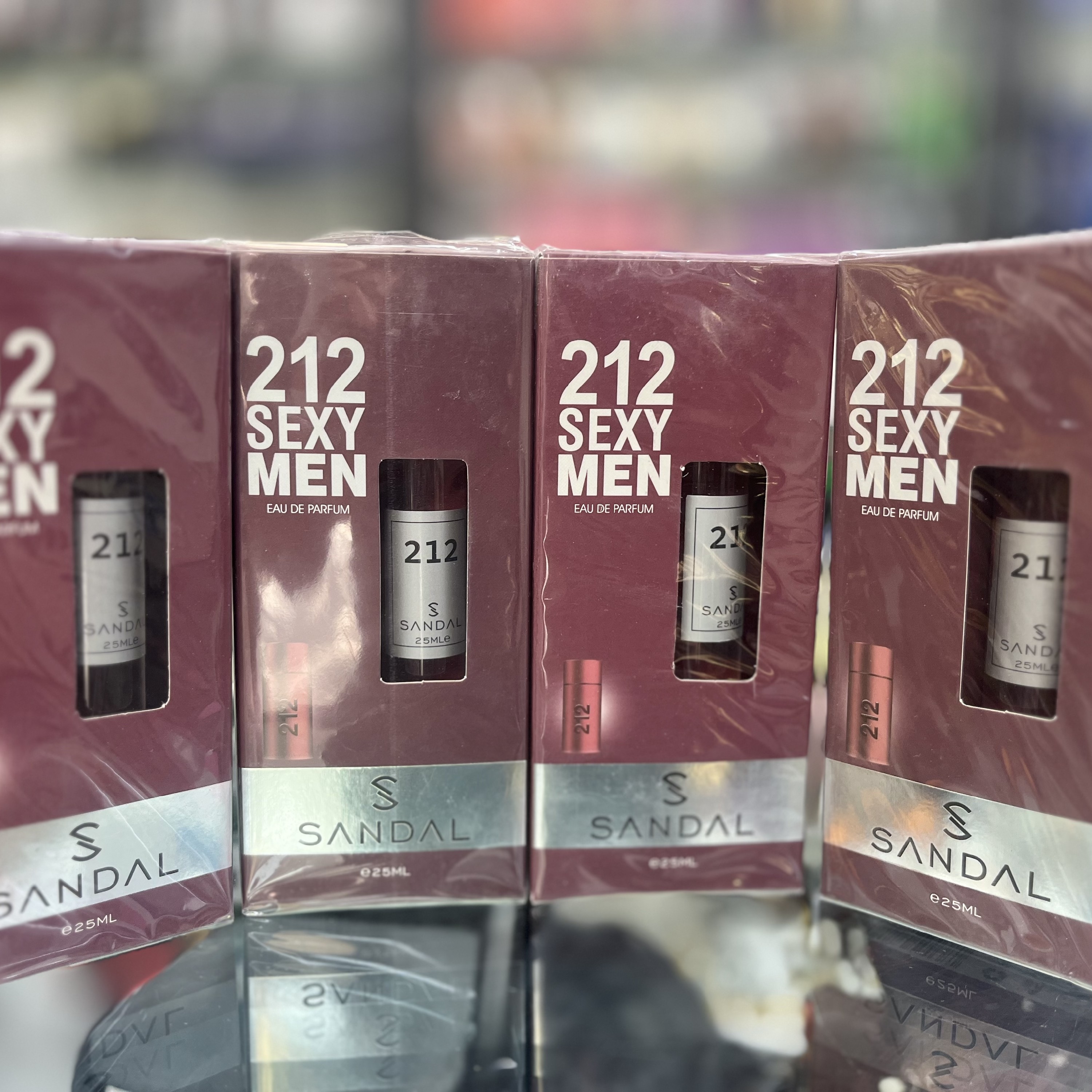 ادکلن مردان جذاب 212 (S--y Men 212) حجم 25 میلی لیتر