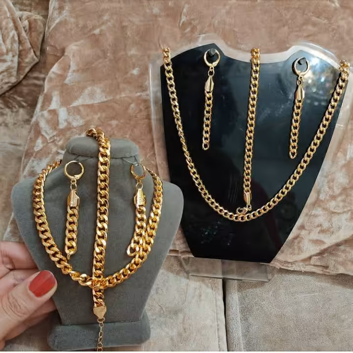 ست کامل کارتیر🥰😍🌺🌺
 👌 رنگ ثابت
 ضدحساسیت😇😇