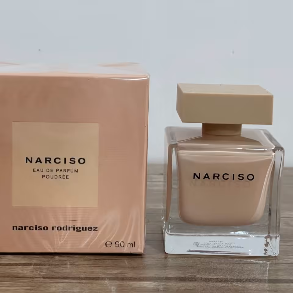 باکس ادکلن نارسیس رودریگز پودری ادکلن نارسیس پودری  اماراتی کیفیت خوب Narciso Rodriguez Narciso Poudree  