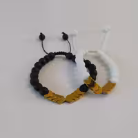 دستبند دوستی سنگ اونیکس و سنگ حدید