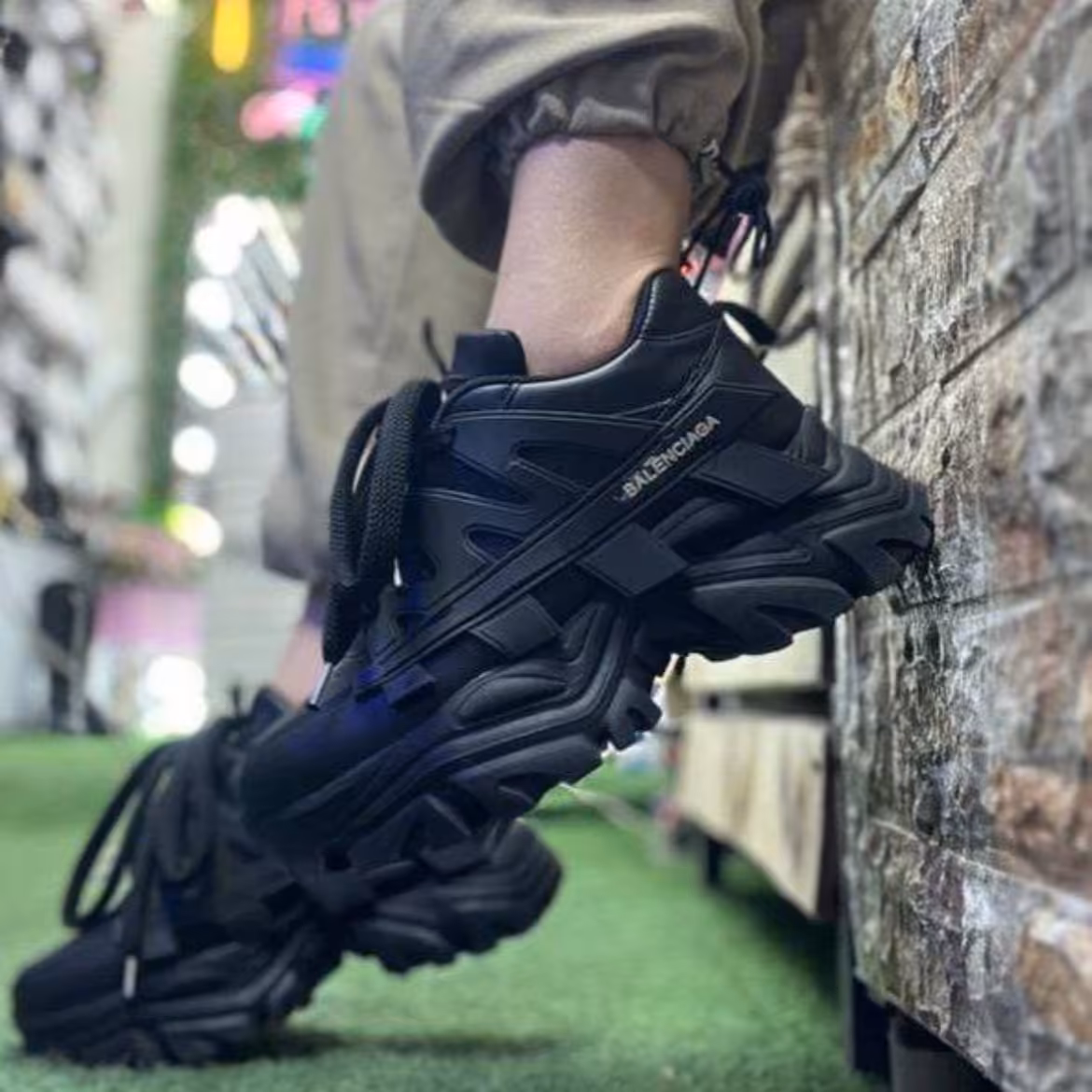 کتونی بالنسیا از سایز 37 تا 40 