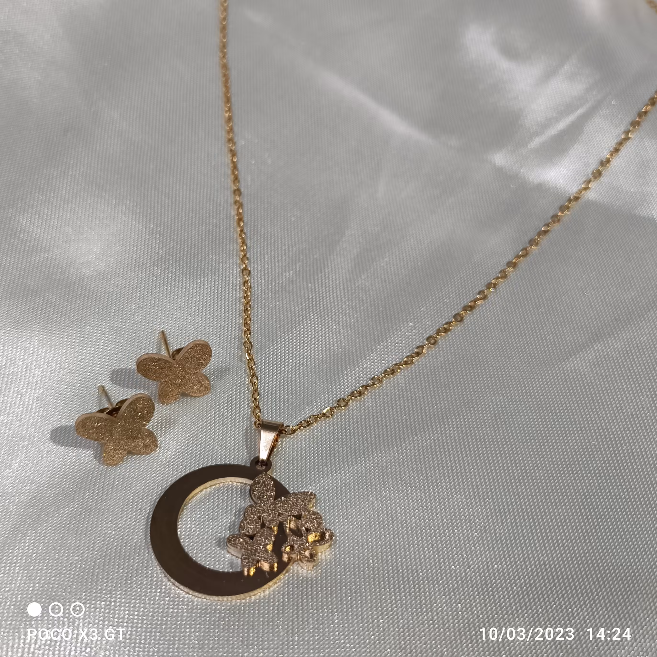 نیمست استیل طلایی شن پاش (شاین دار) طرح پروانه