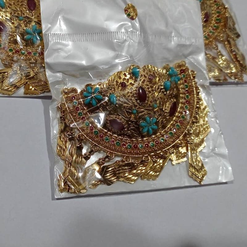 گل سینه(سنجاق) شیک مجلسی سراوانی پاپیونی دو طبق یه طبق بلوچی  