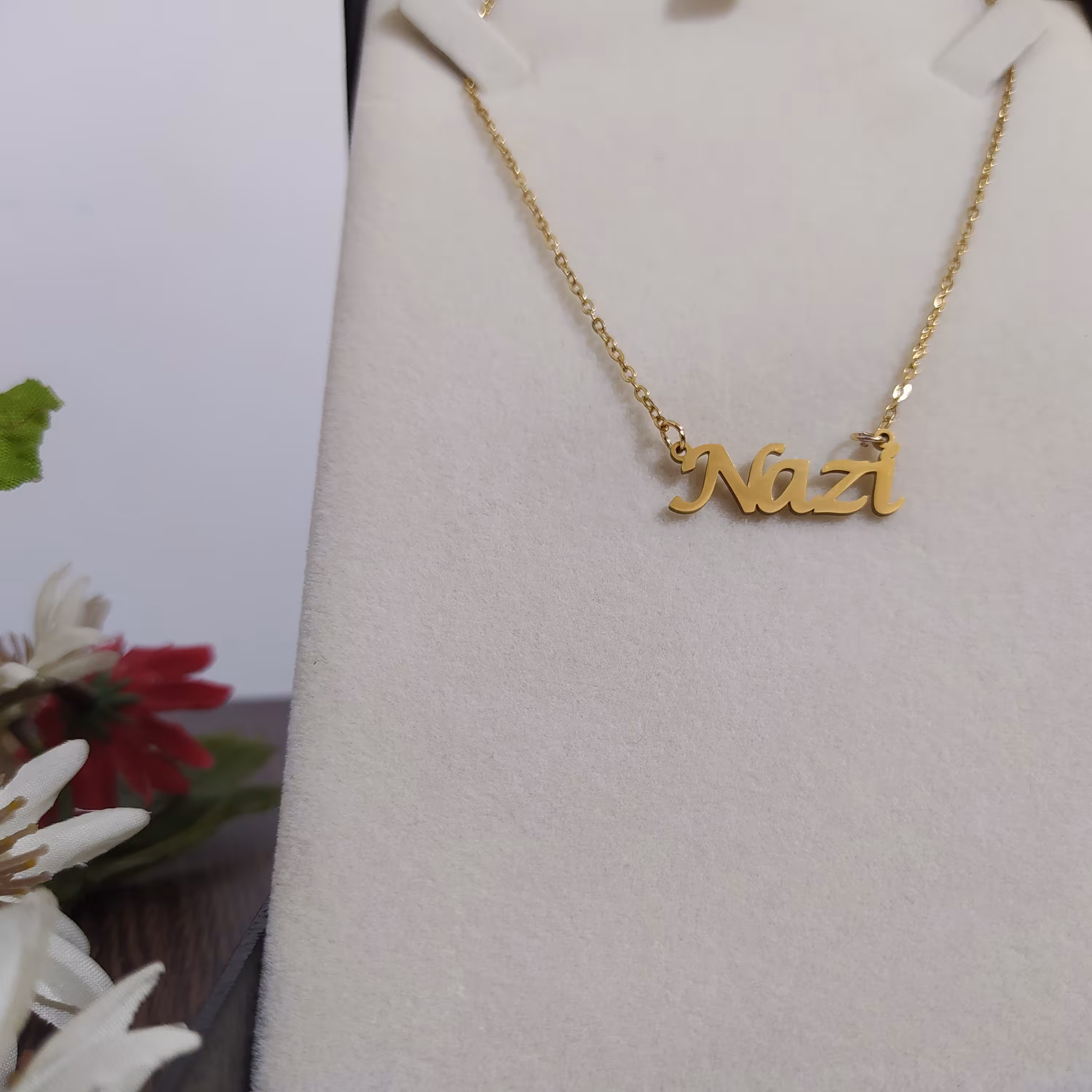 پلاک اسم نازی