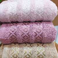 حوله استخری نارین ساپ طرح لوزی جنس تمام پنبه سایز 70در130 رنگبندی عالی وآبگیرخوب