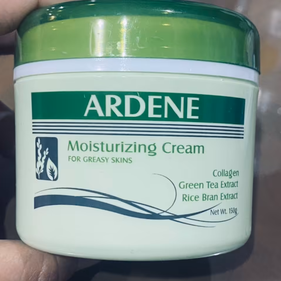 کرم مرطوب کننده پوست چرب آردن Arden حاوی عصاره های سبوس برنج و چای سبز