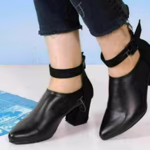 کفش پاشنه دار زنانه