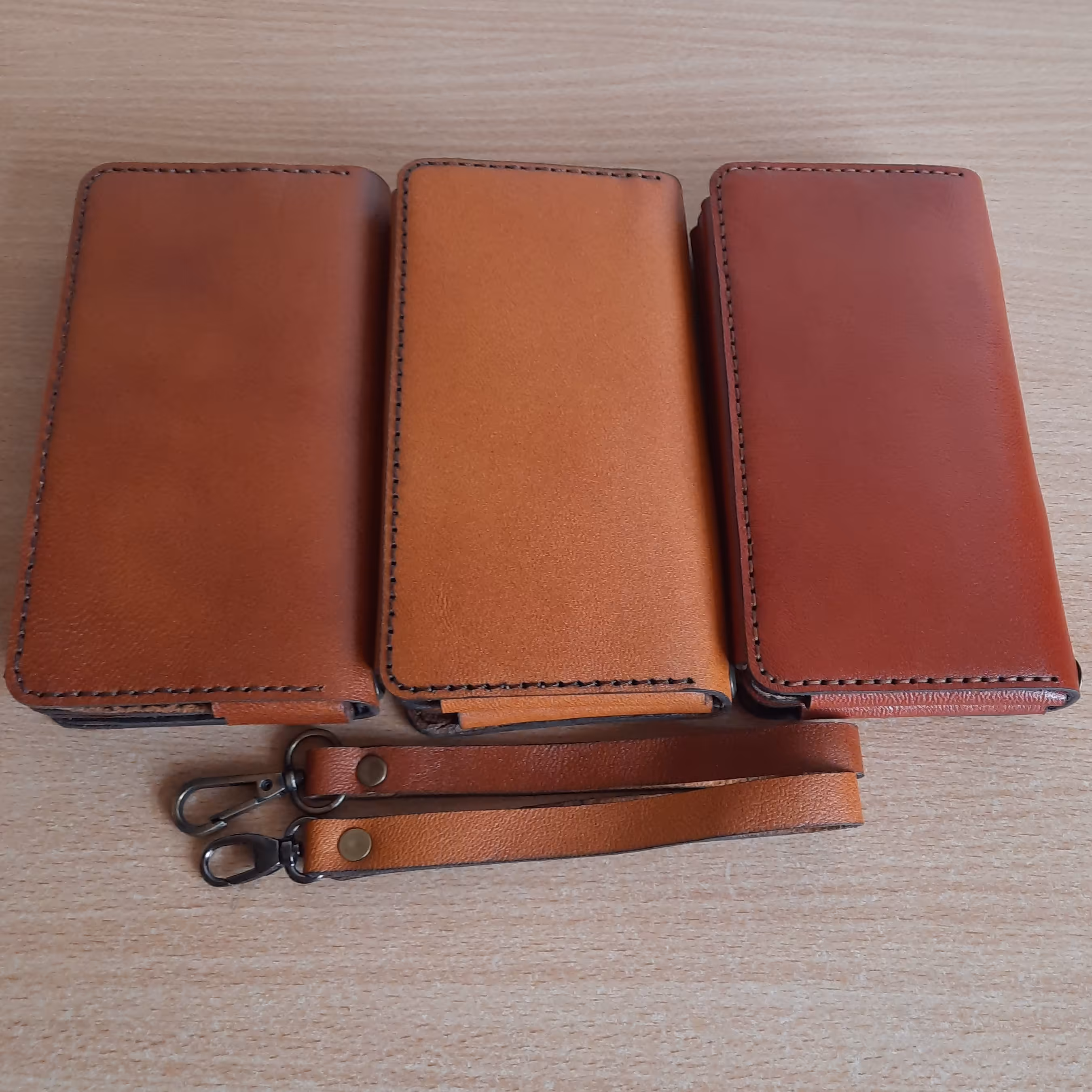 کیف پول  چرم طبیعی دست دوز کد 7899