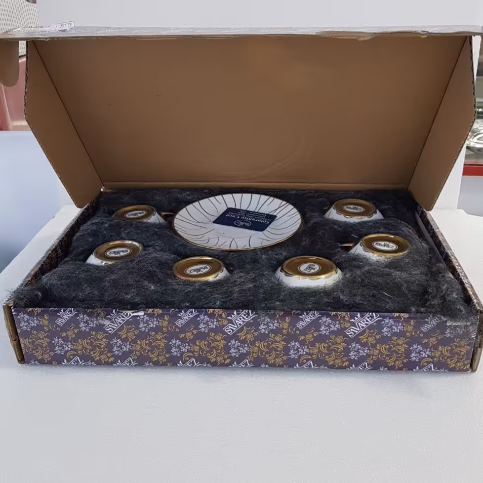 سرویس چایی خوری 6 نفره در سه طرح متفاوت با بسته بندی  شیک جهت کادو