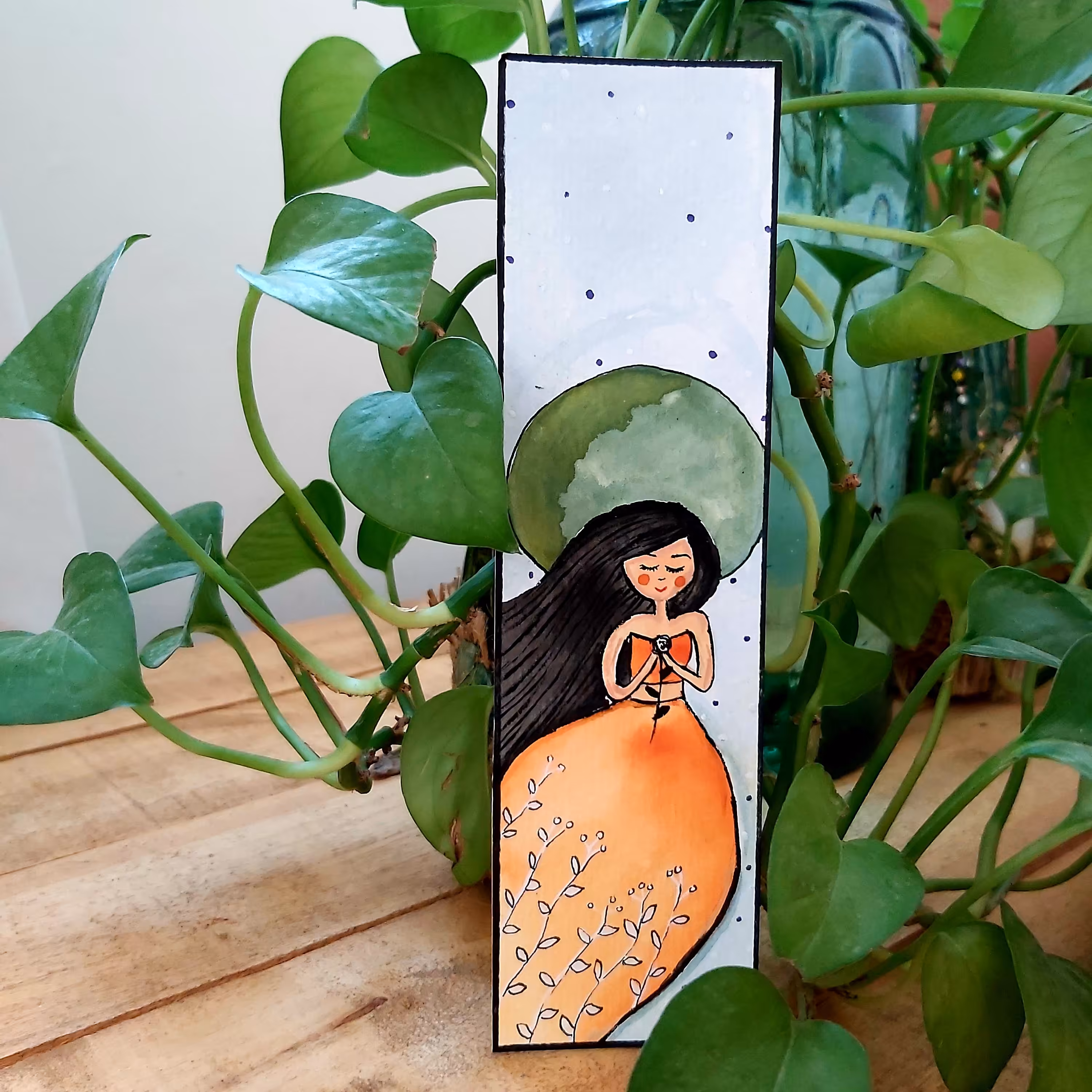 بوک مارک  دختر نارنجی،طراحی شده با دست،فاصله نگهدار کتاب،رنگ شده با آبرنگ و اکریلیک