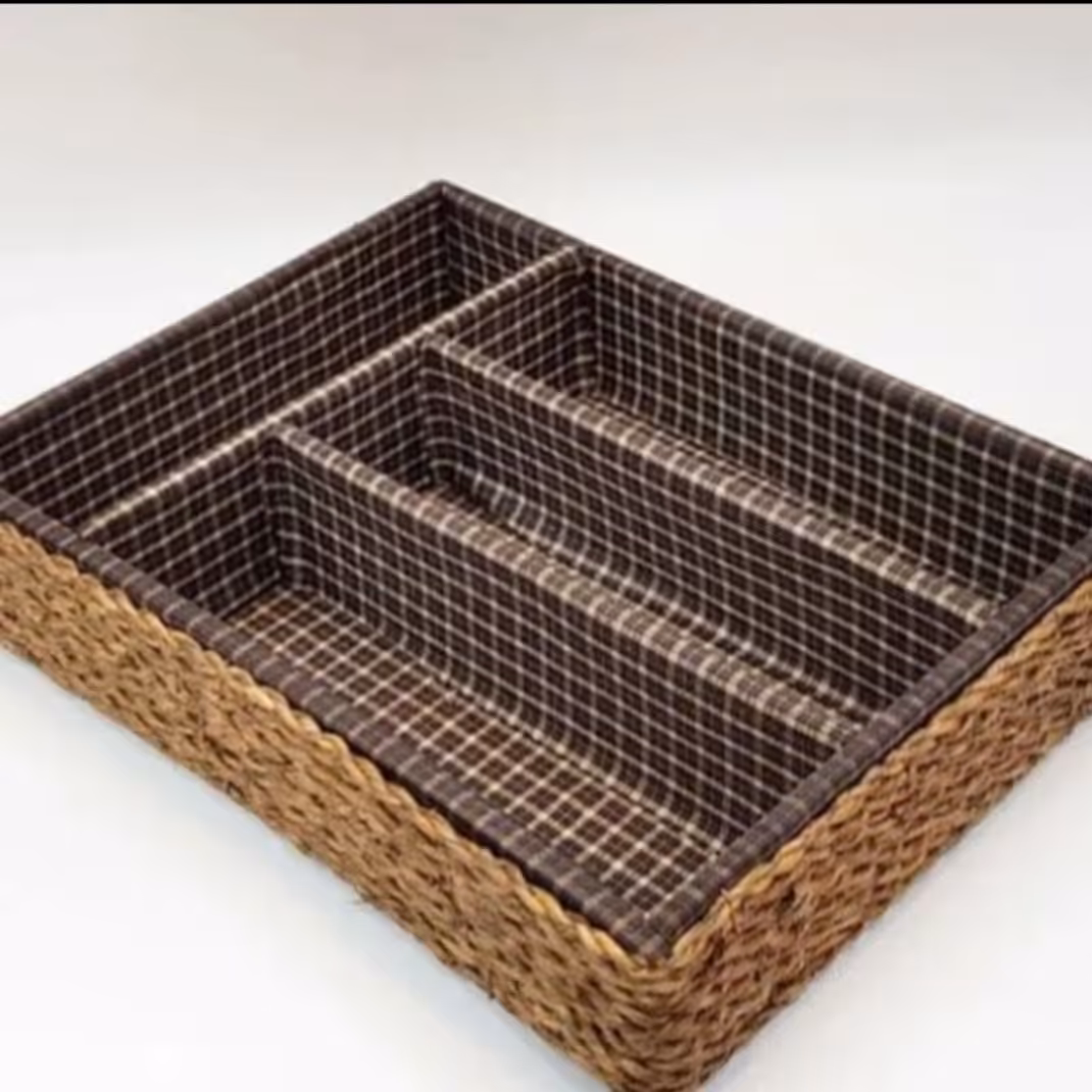 جای قاشق و چنگال حصیری