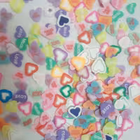 فیمو قلبی پک 10گرمی فیمو چیپسی رنگهاو طرح های زیبا طبق تصاویر خرازی نفیس