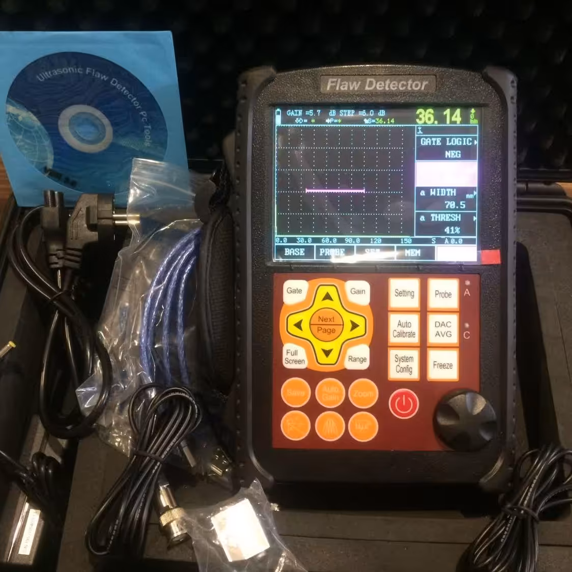 دستگاه عیب یاب اولتراسونیک UT TEC800