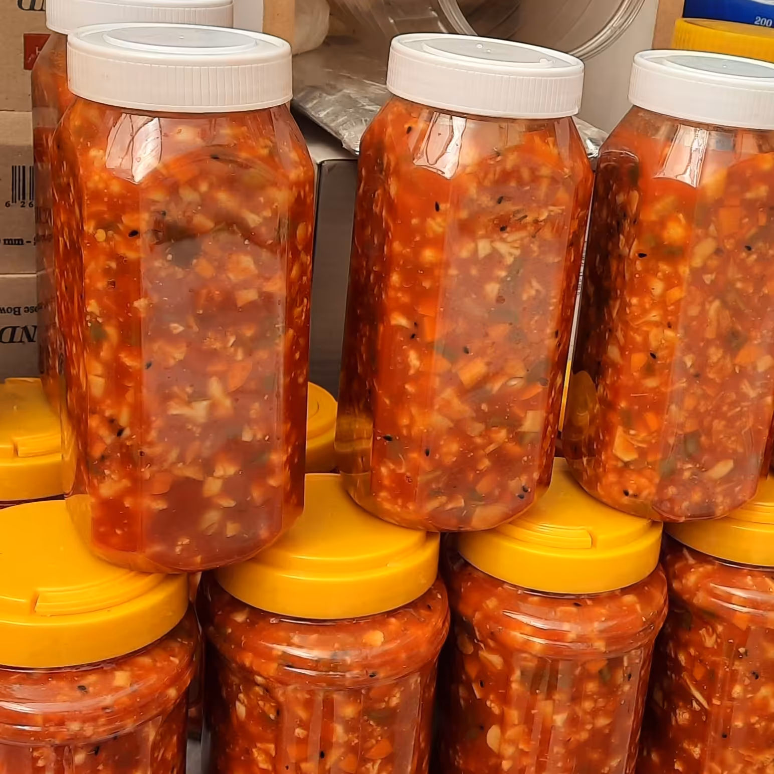 ترشی گوجه  یا گوجه مشهدی