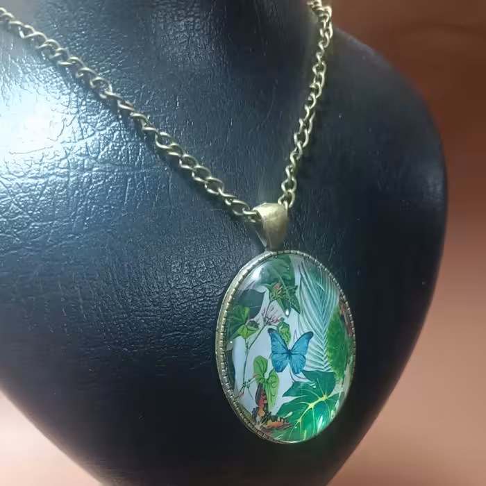 گردنبند رومانتویی کد05فروشگاه آیسان 