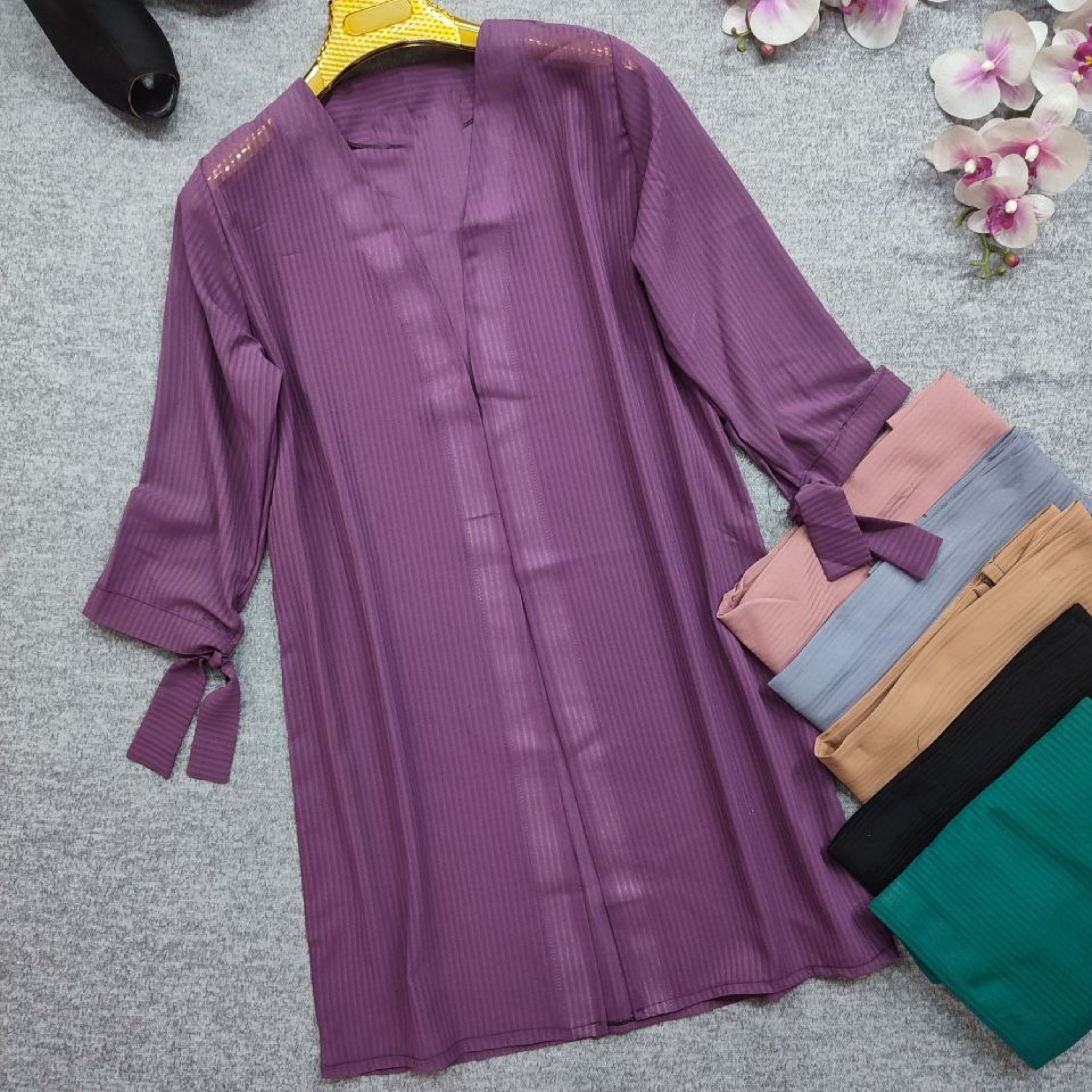 مانتو خنک و سبک و تابستانه (کرپ حریر میله ای)