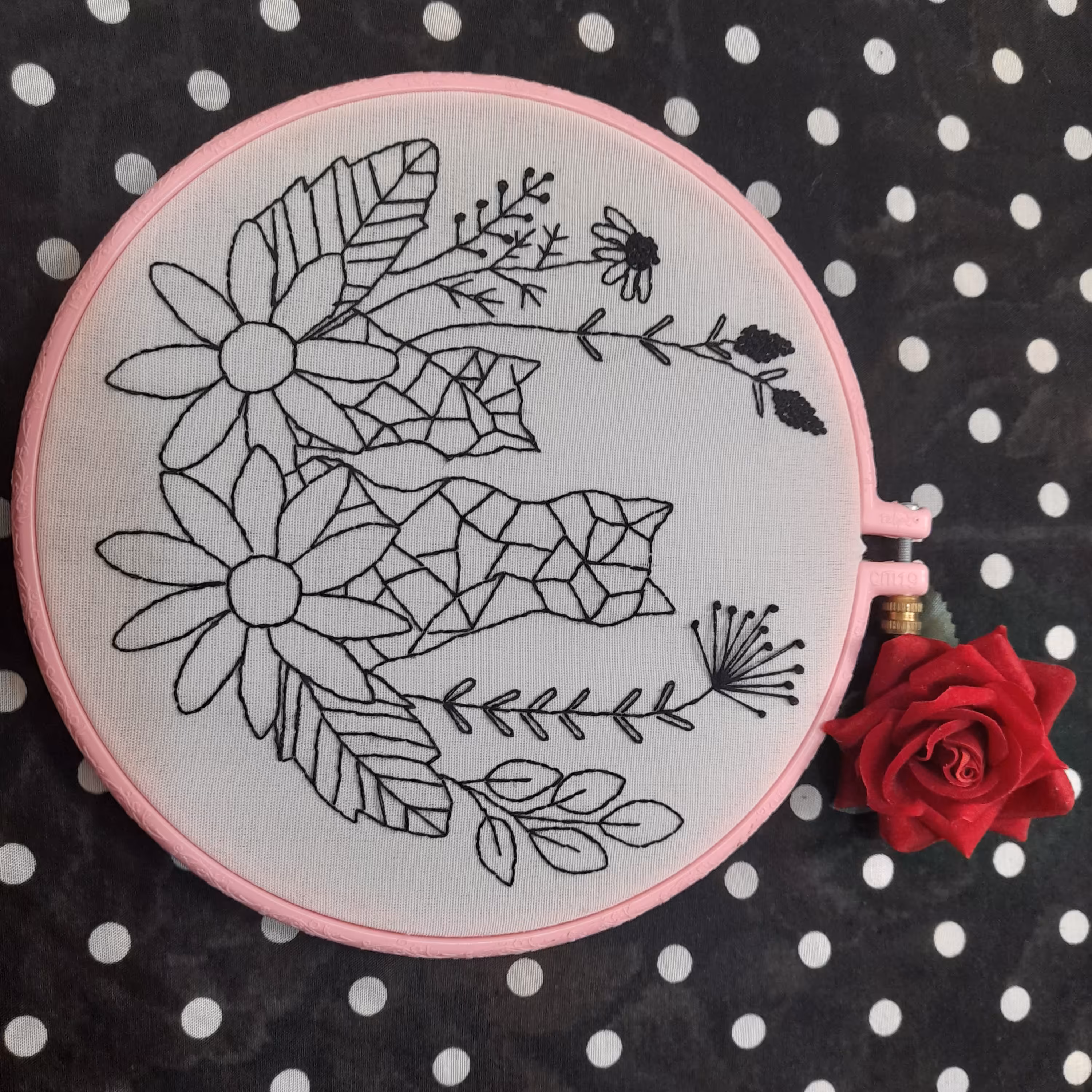 تابلو گلدوزی مینیمال