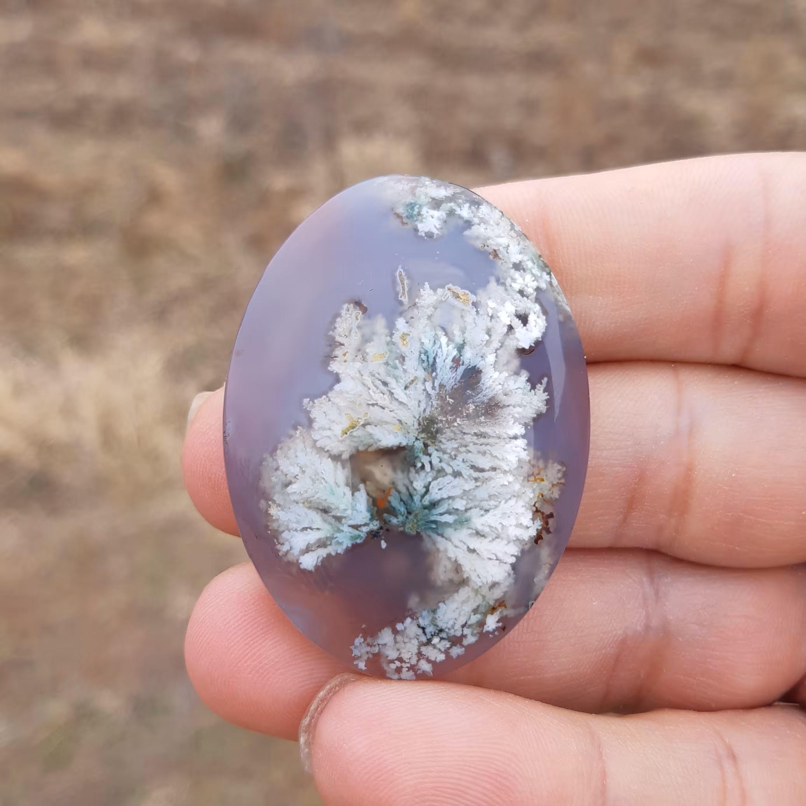 عقیق شکوفه ای بسیار درشت