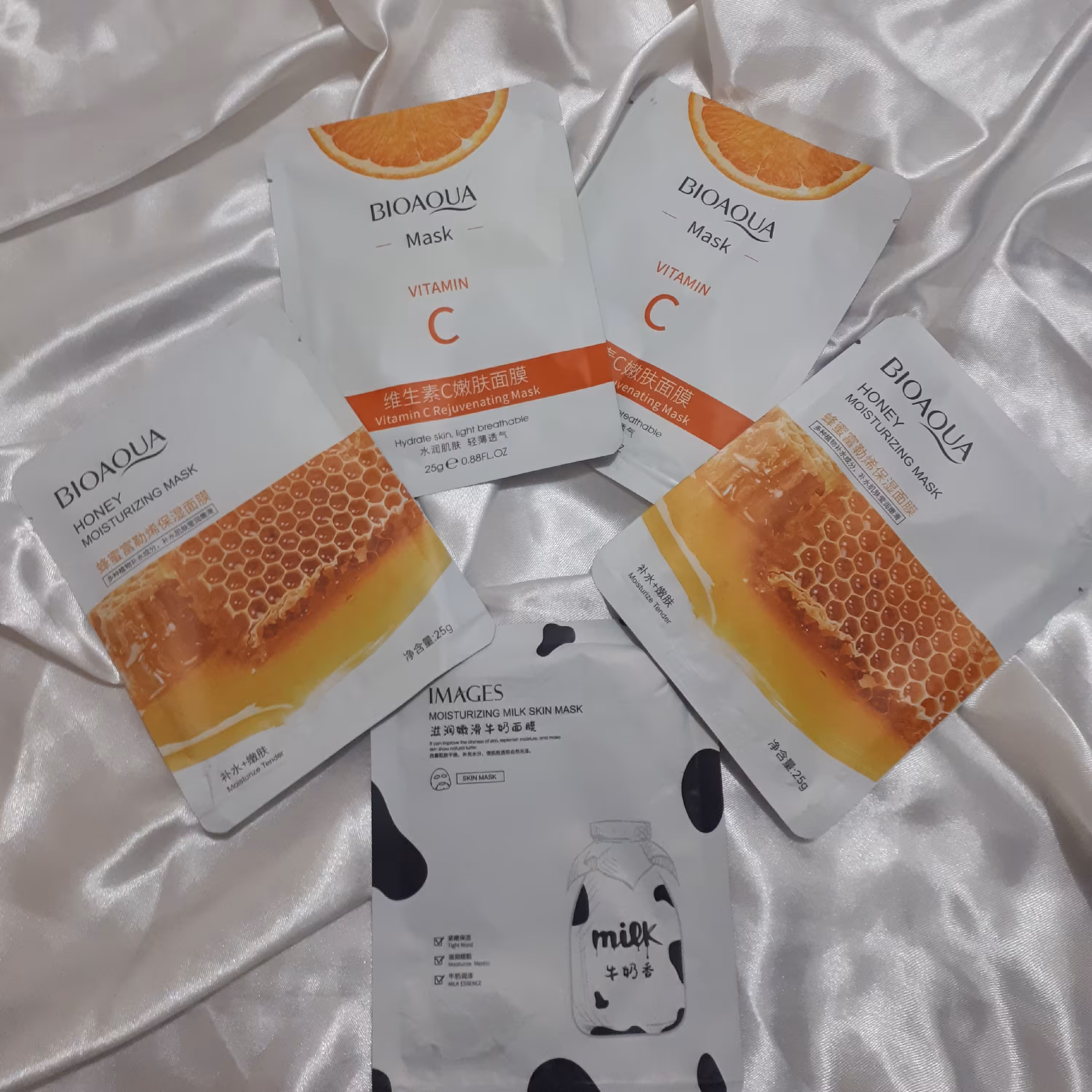 ماسک صورت ورقه ای.مناسب انواع تیپ پوستی .آبرسان و جوانسازی پوست صورت از خصوصیات بارز این محصول هست.