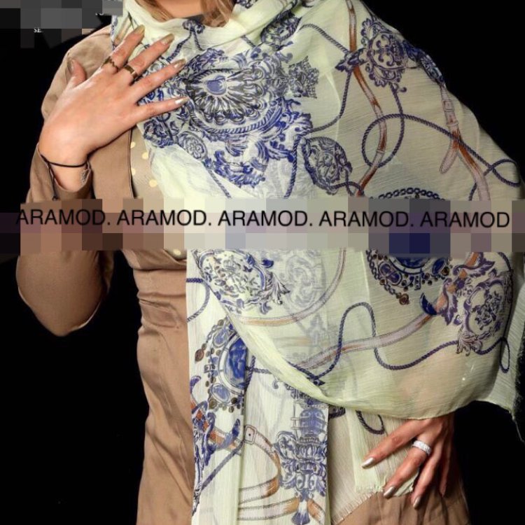 شال حریر  زنانه  رنگبندی مشکی موجود  