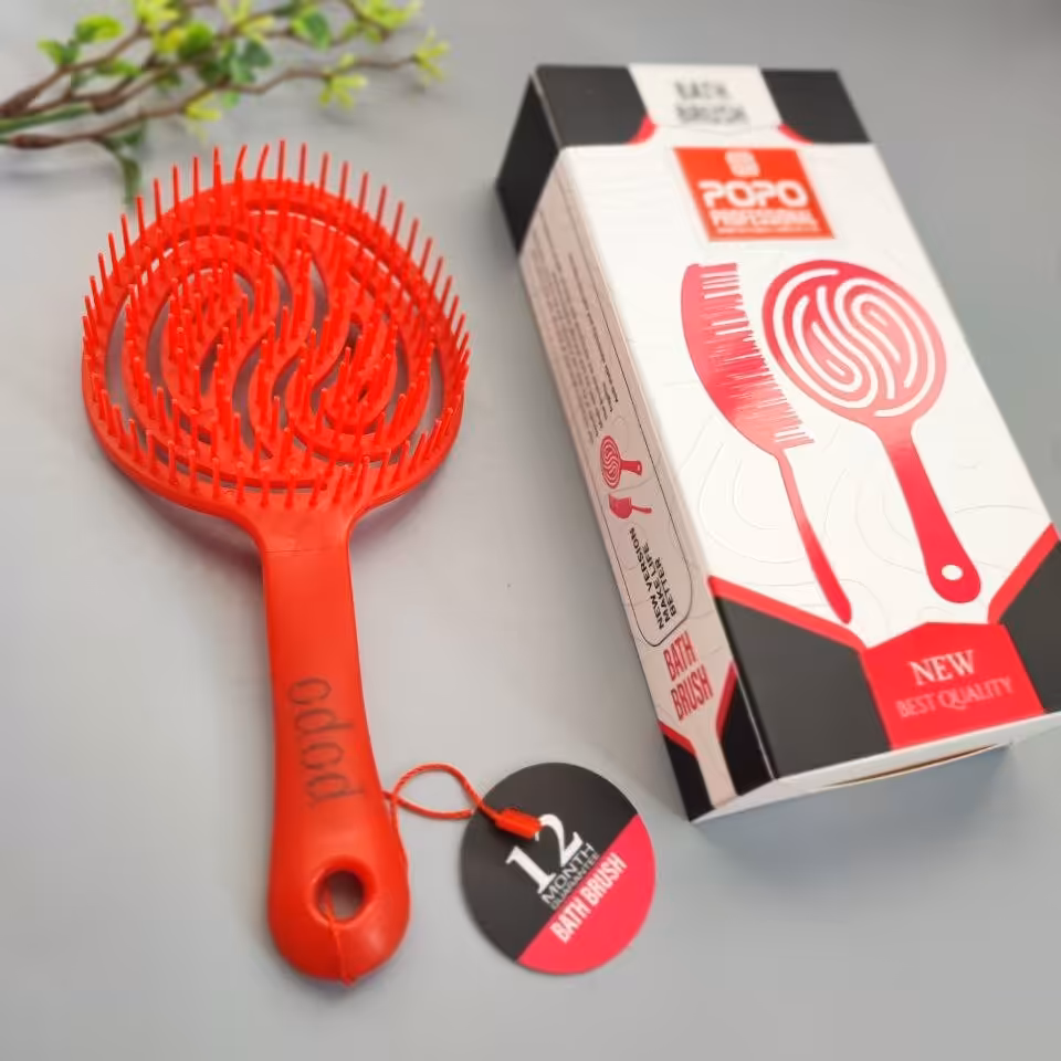 برس مخصوص حمام . شانه حمام