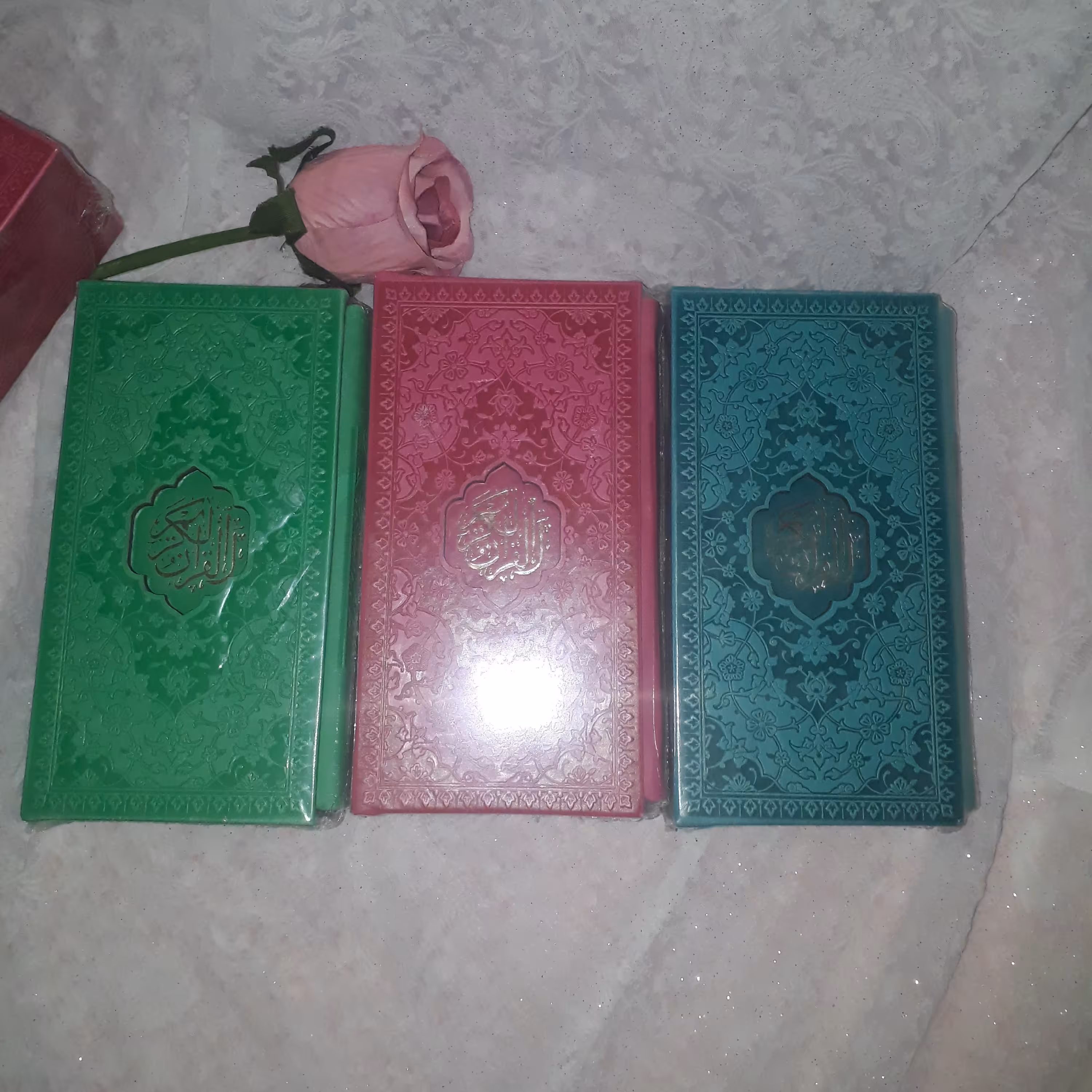 قرآن پالتویی قابدار با ترجمه جلد ترمو حاشیه صفحات رنگی 