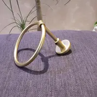 گل میخ کنار دکور پرده طلایی فلزی تک ترک کد 8206 (پس کرایه)