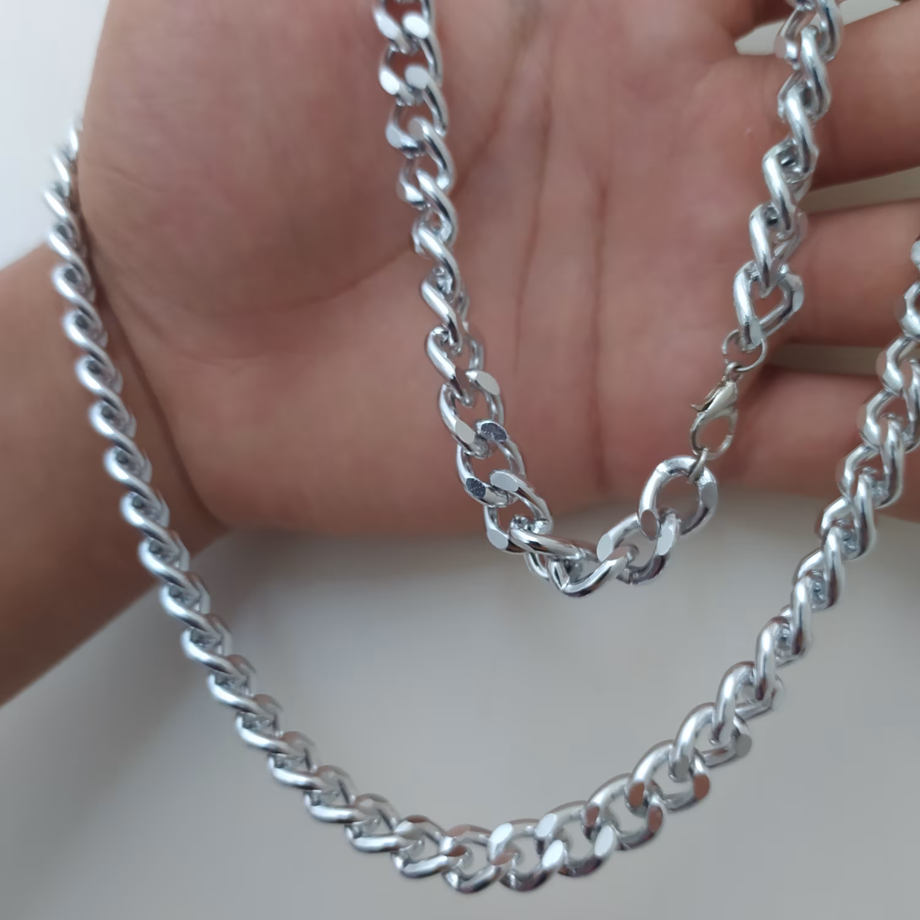 ست زنجیر و دستبند کارتیر