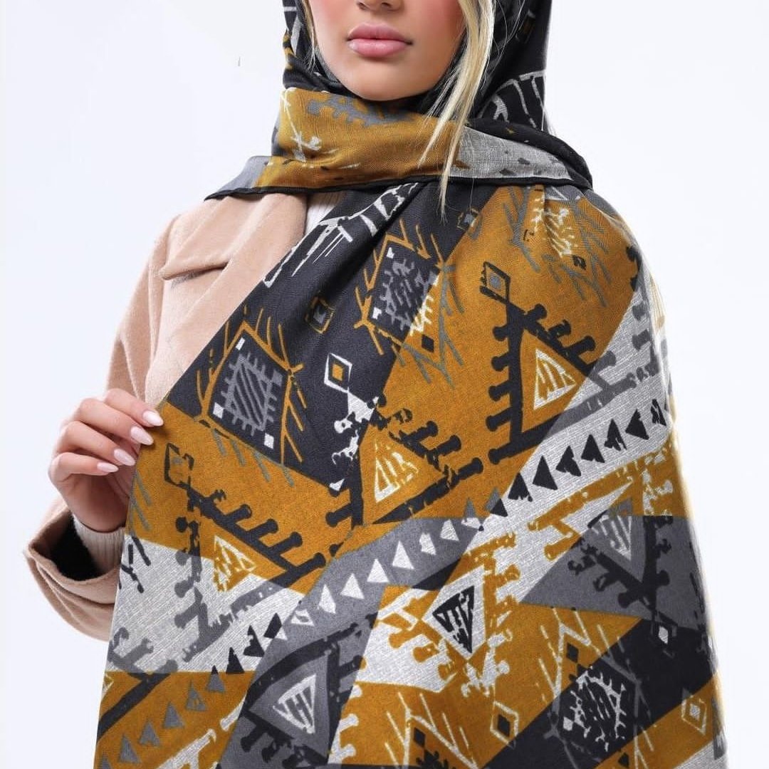 روسری پاییزه طرح هندسی