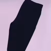 شلوار غواصی تک رنگ سایز 38 و سایز 46 موجوده.مناسب بیرون