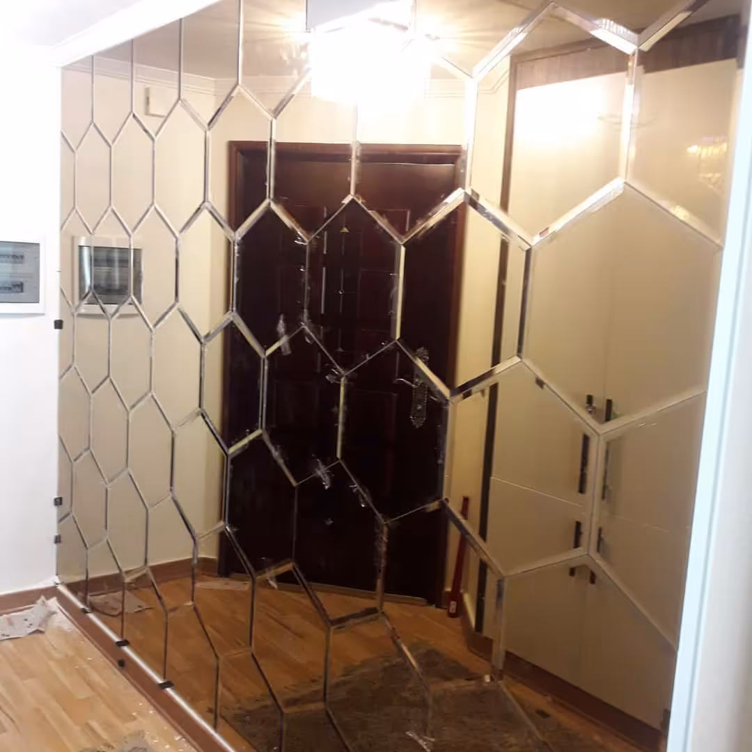 آینه دکوراتیو برنز (طرح کندو)