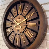 ساعت دیواری چوبی خاص (اعداد برجسته)