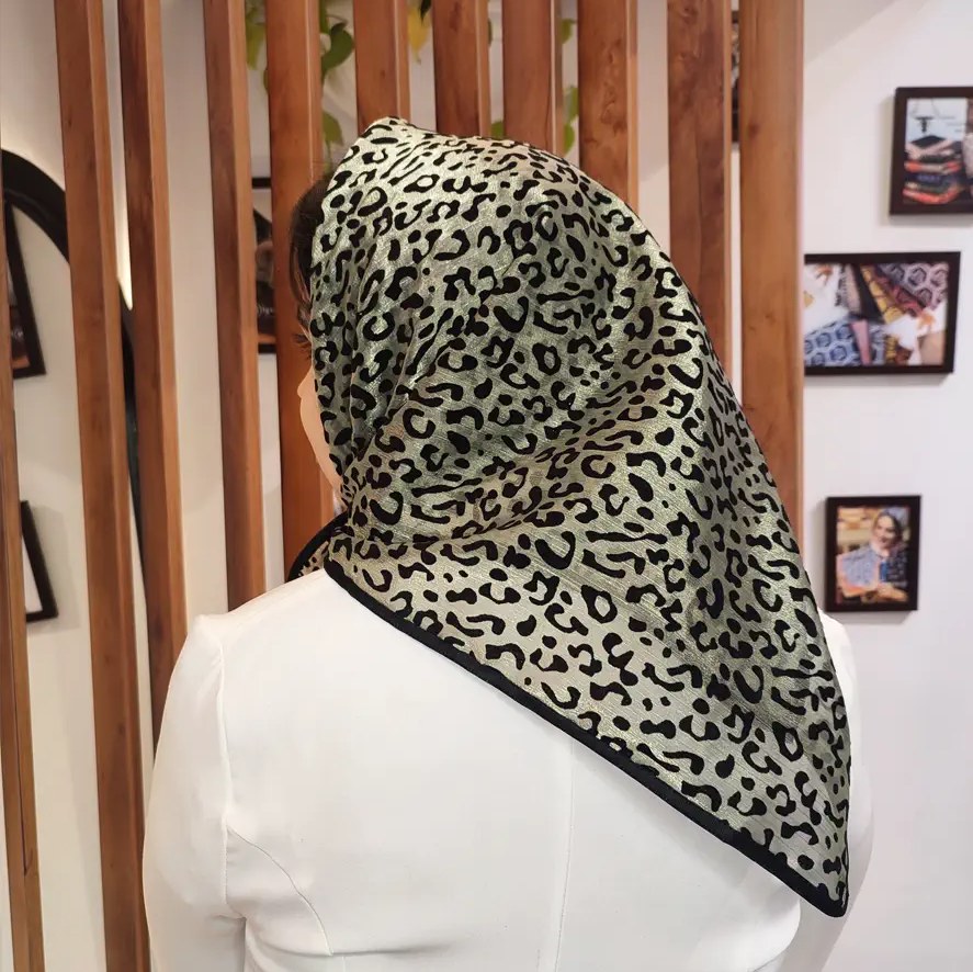 مینی اسکارف پلنگی حریر کریستال لوکس کد 2278