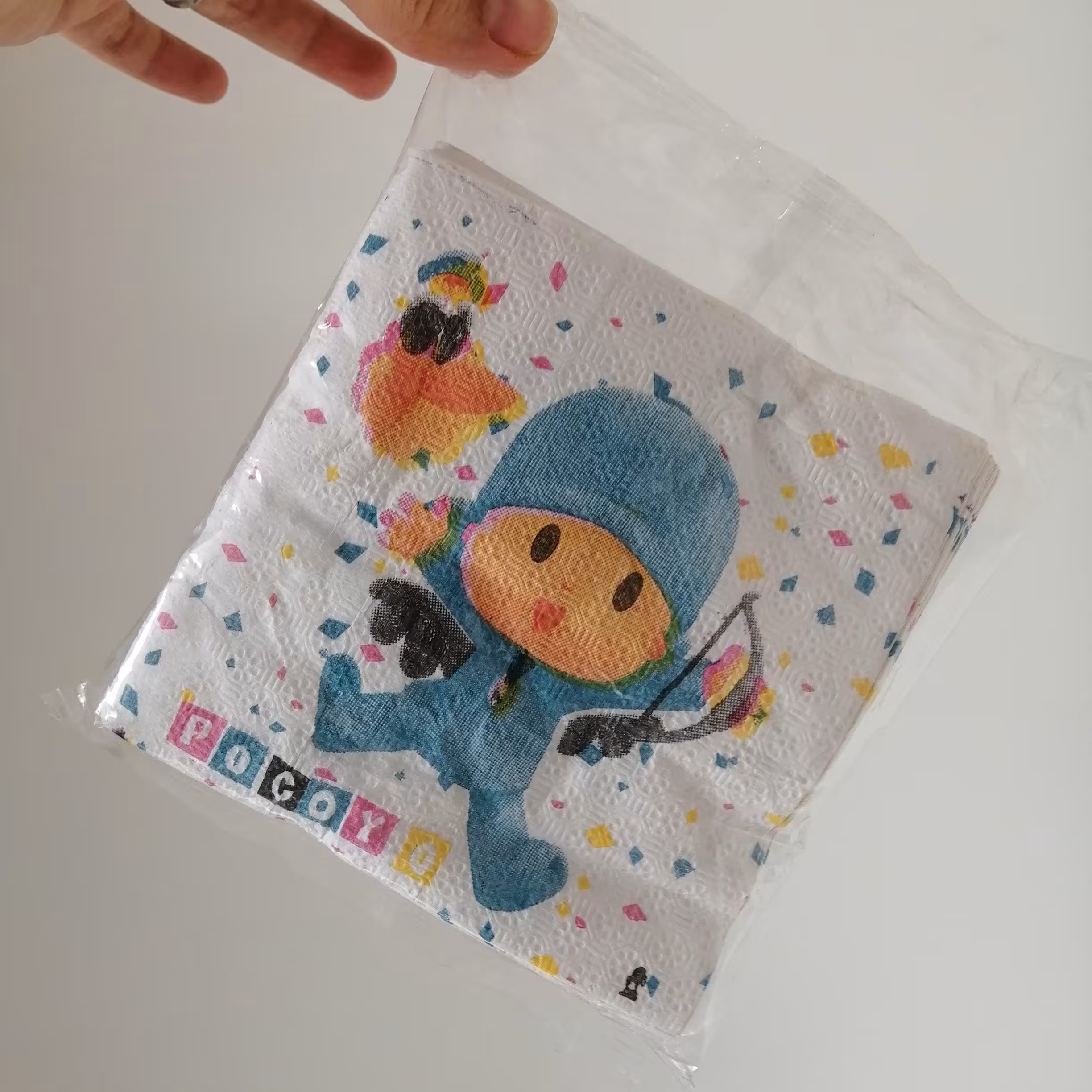 دستمال کاغذی طرح پوکویو