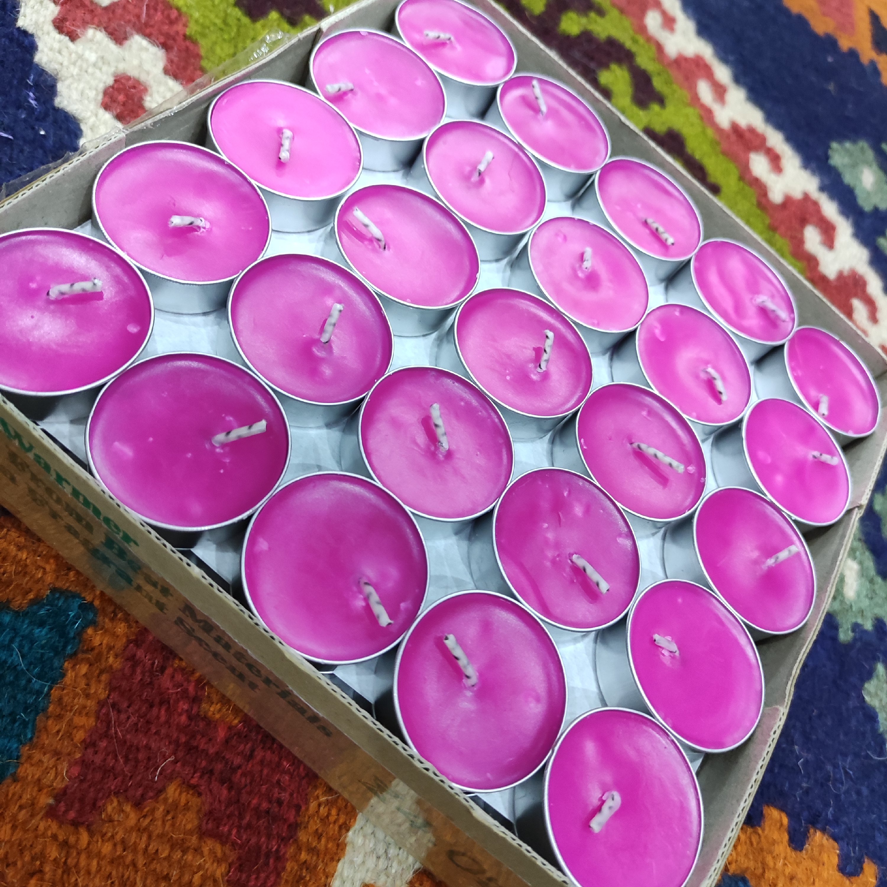  شمع وارمر  رنگی و سفید  چهار ساعت سوز 