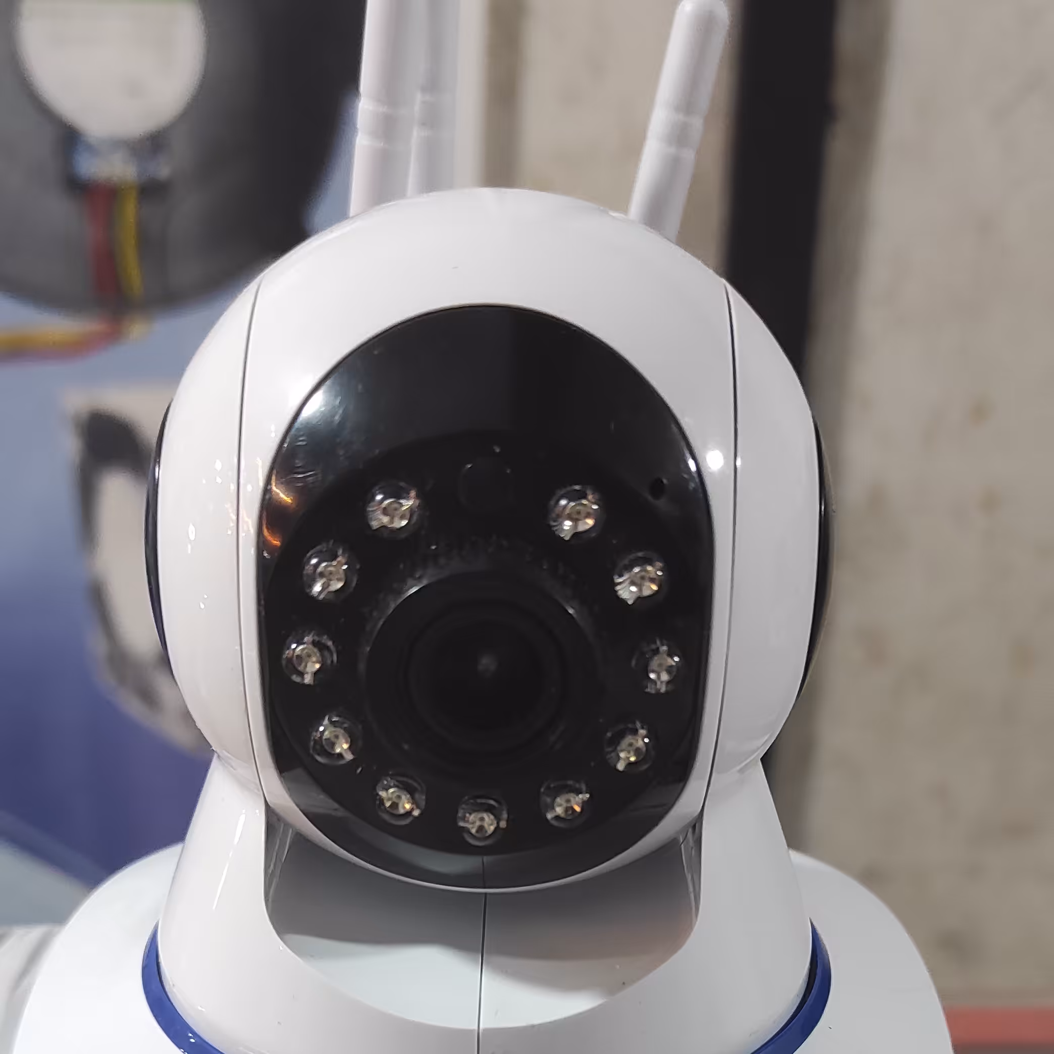 دوربین مداربسته  وای فای دار 