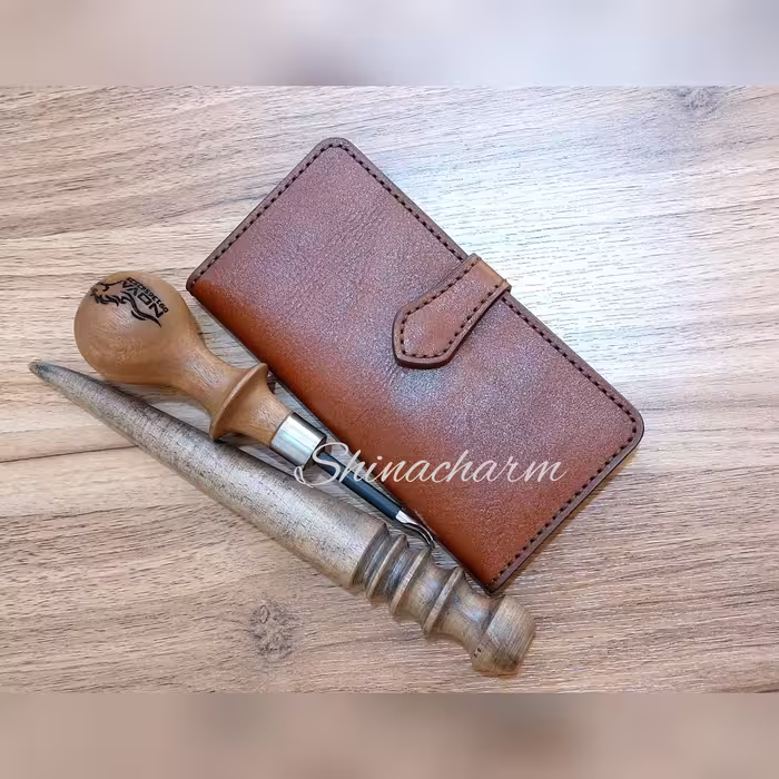 کیف موبایل لپ تاپی با چرم طبیعی و دستدوز