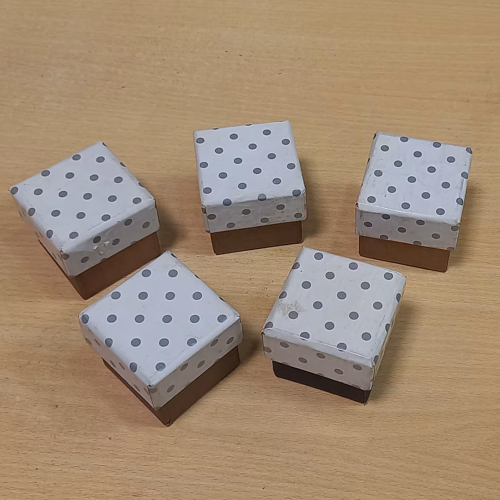 جعبه انگشتری